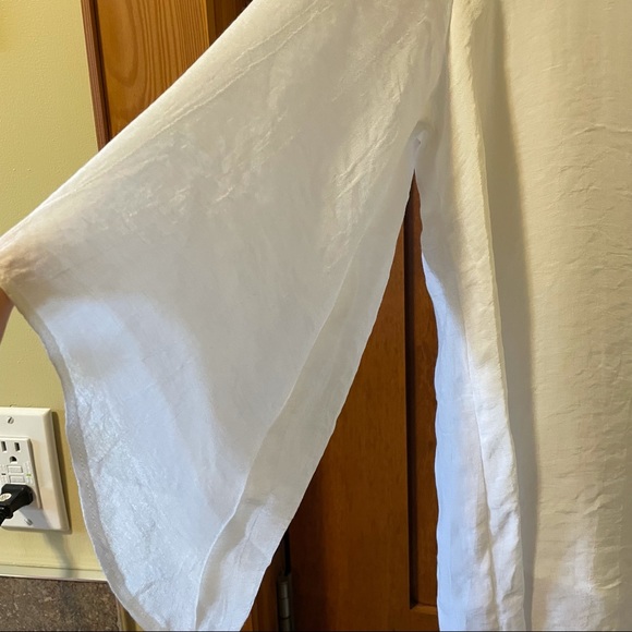 Christina B flowy layered white top size Small - Picture 8 of 11